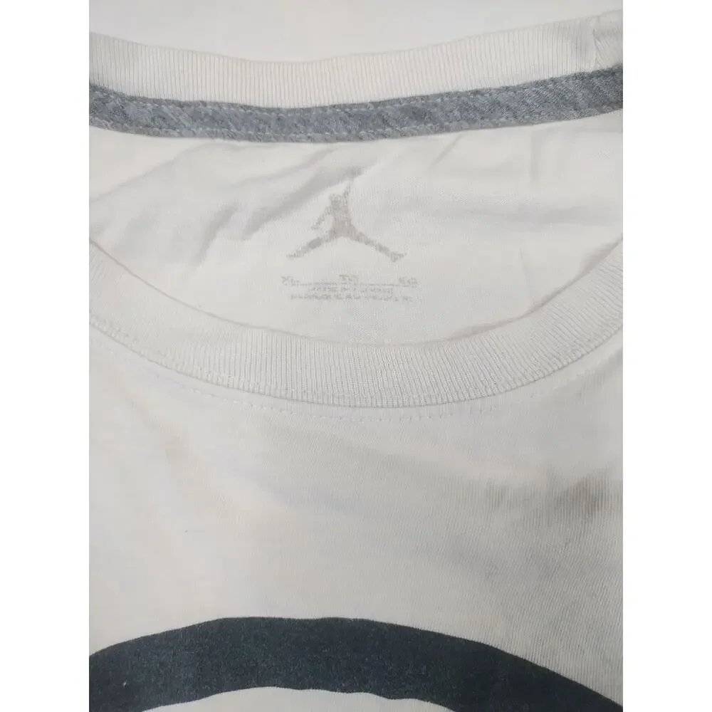 Jordan Men’s Vintage White T-shirt Size XL